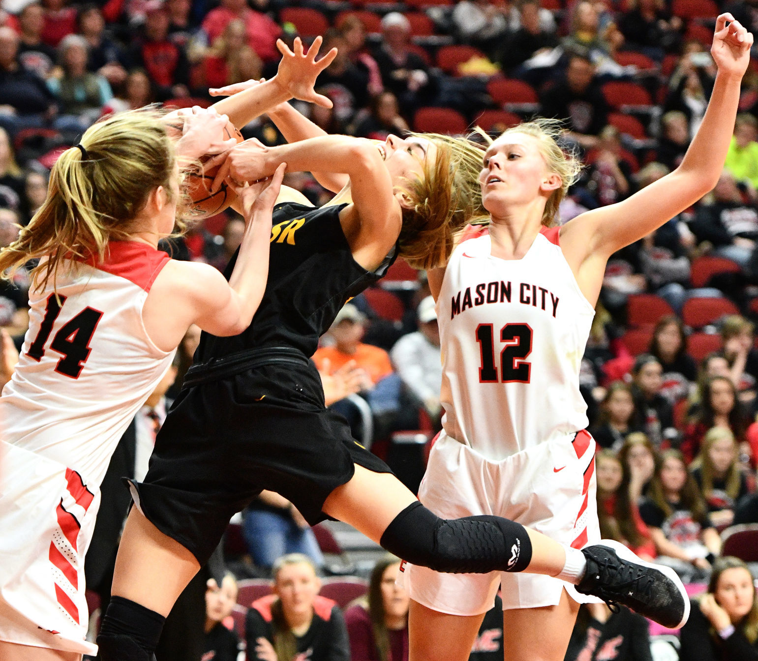 Mason City vs Waverly-Shell Rock state basketball